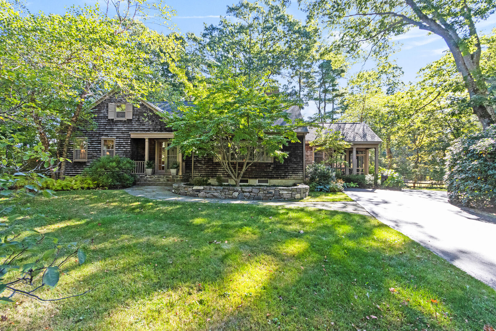 Property Photo:  26 Oakhurst Road  ME 04107 