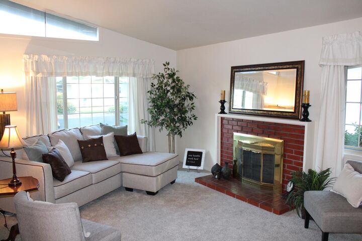 Property Photo:  1633 Spruce Street  CA 94551 