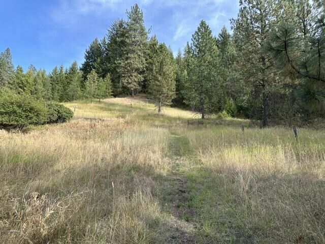 Property Photo:  16xx Hwy 25 N  WA 99126 