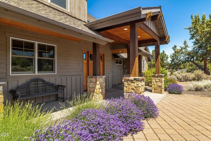Property Photo:  15361 SW Branding Iron Court  OR 97753 