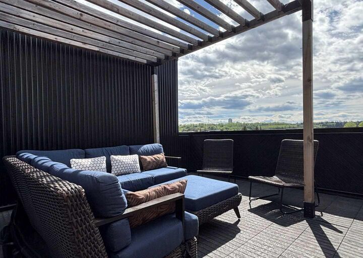Property Photo:  112 21 Street NW  AB T2N 5C3 