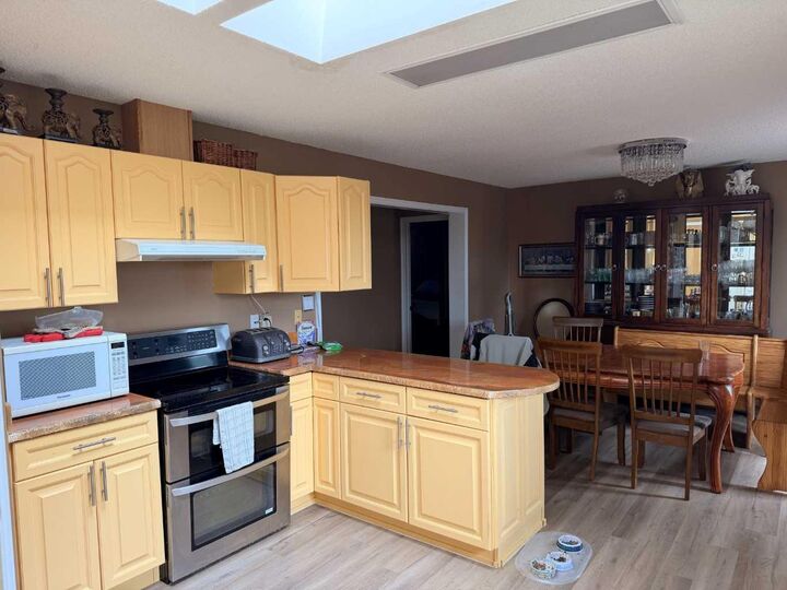 Property Photo:  Combs Drive 18  AB T9W 1A6 