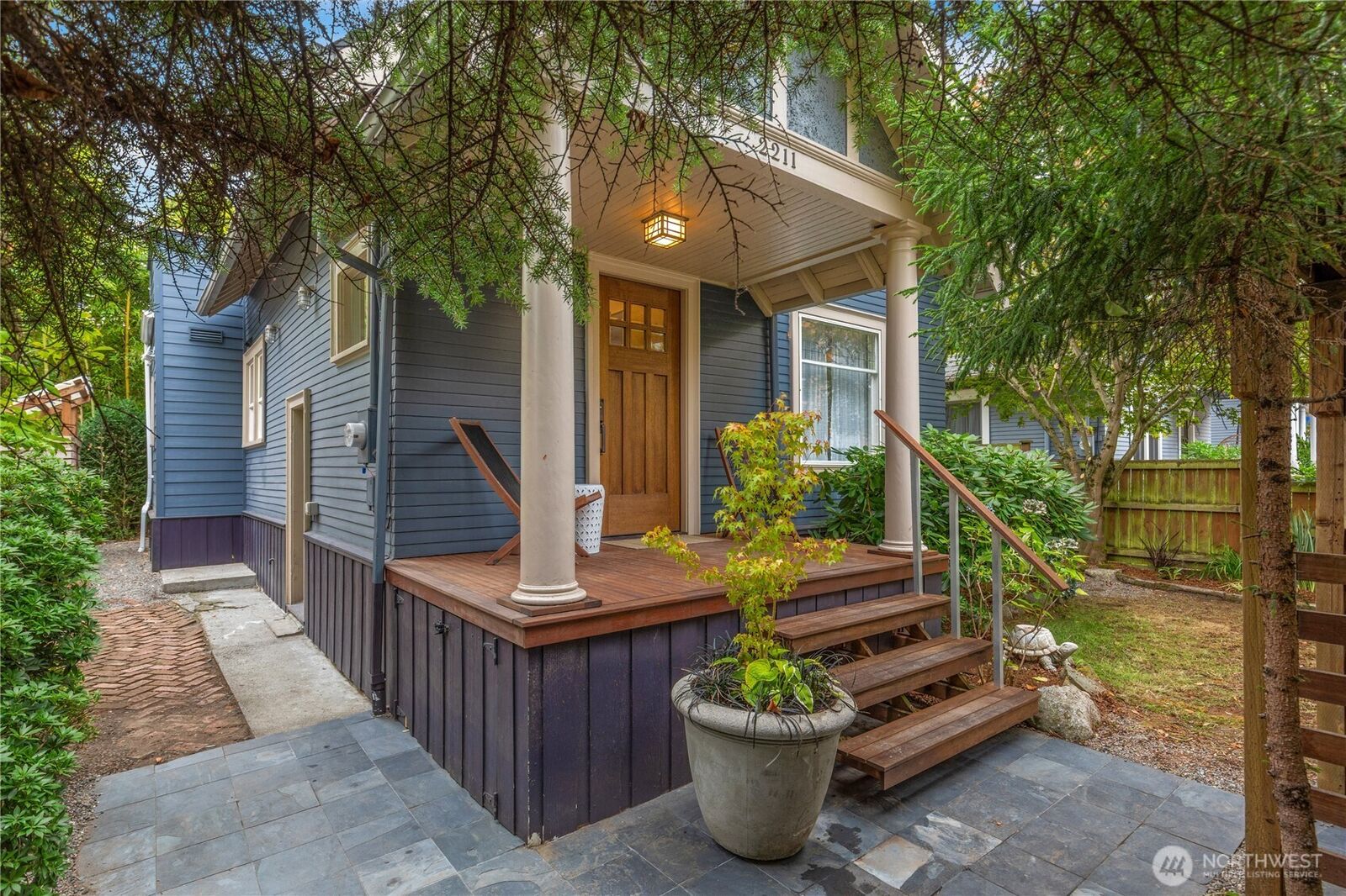Property Photo: 2211 E Olive Street WA 98122