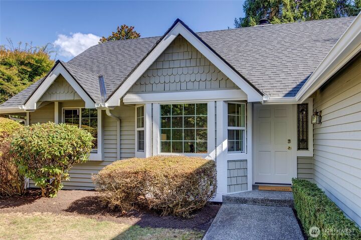 Property Photo:  6216  108th Place NE  WA 98033 