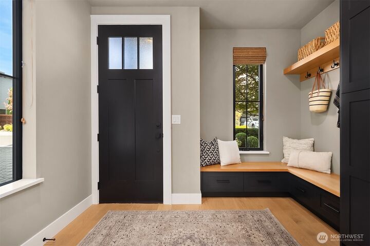Property Photo: 225 3rd Avenue S WA 98033