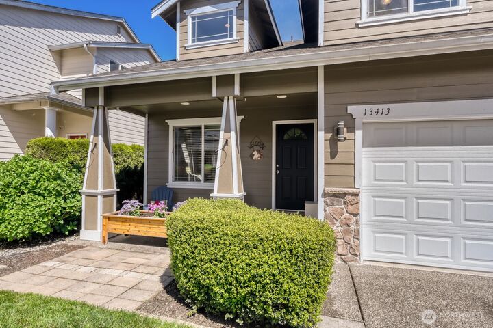 Property Photo: 13413 32nd Drive SE WA 98012