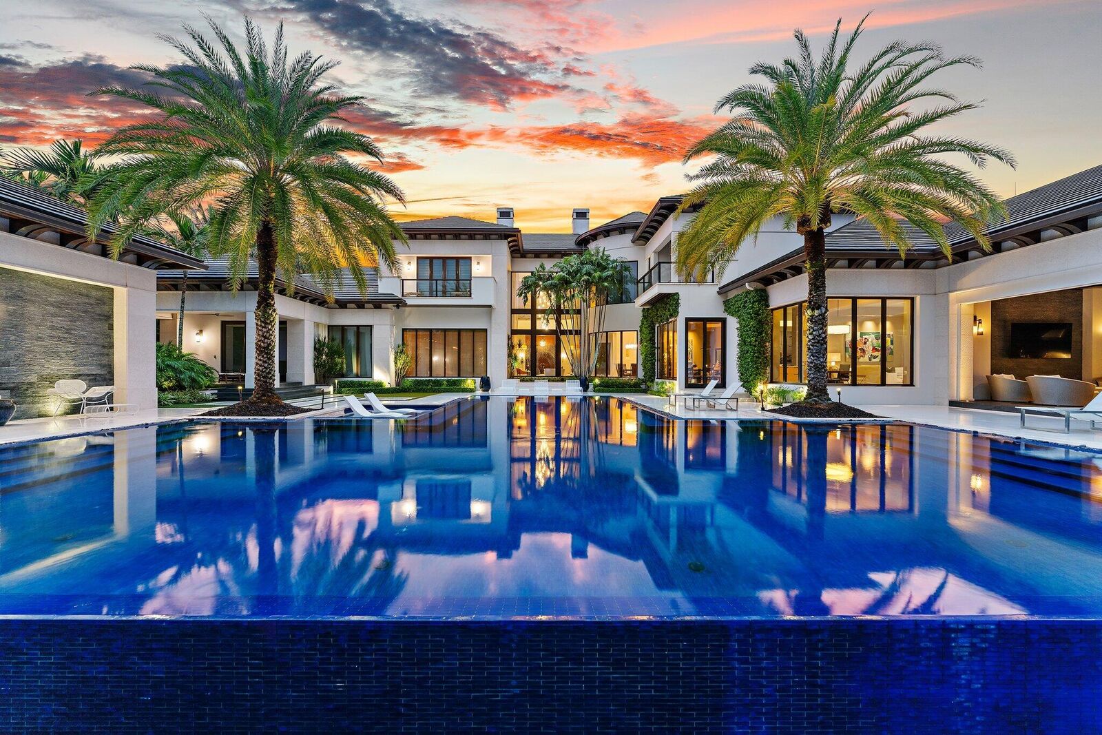 Property Photo: 211 Bears Club Drive FL 33477