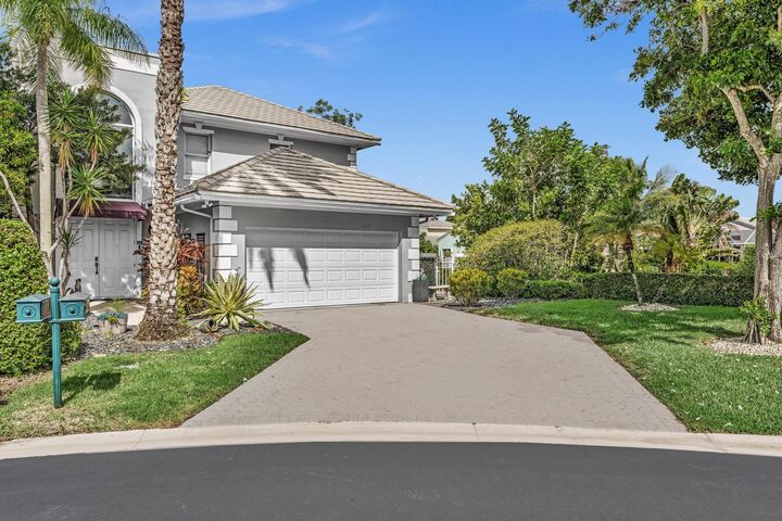 Property Photo:  23281 Butterfly Palm Court  FL 33433 