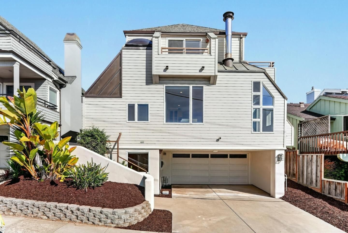Property Photo:  460 Lake Avenue  CA 95062 