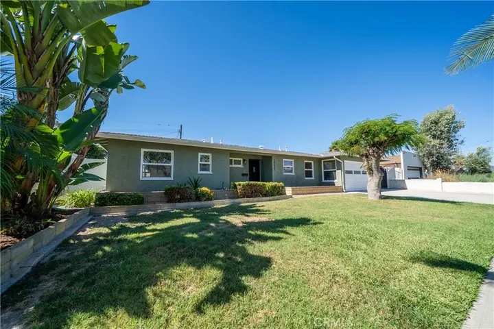 Property Photo:  14621 Davis Street  CA 92683 