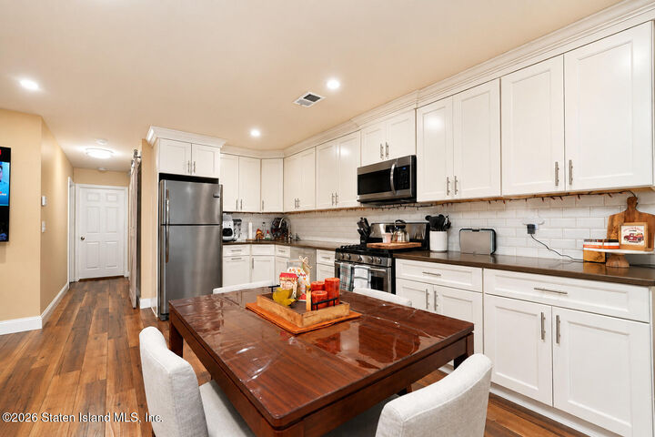 Property Photo:  663 Correll Avenue A  NY 10309 