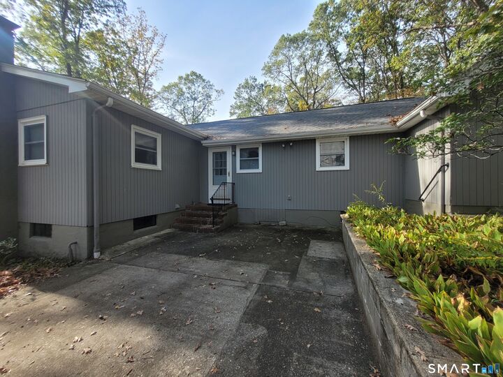 Property Photo:  5 Laurel Drive  CT 06776 