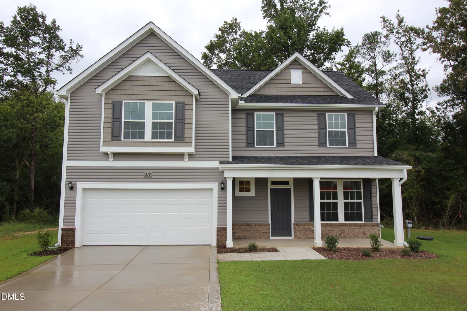 Property Photo: 219 Maverick Lane NC 28334
