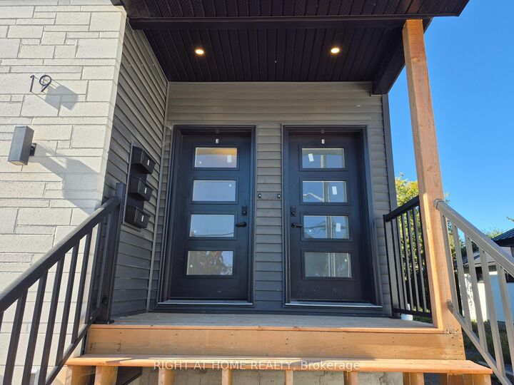 Property Photo: 19 James Street Unit # 1 ON K7S 1C9