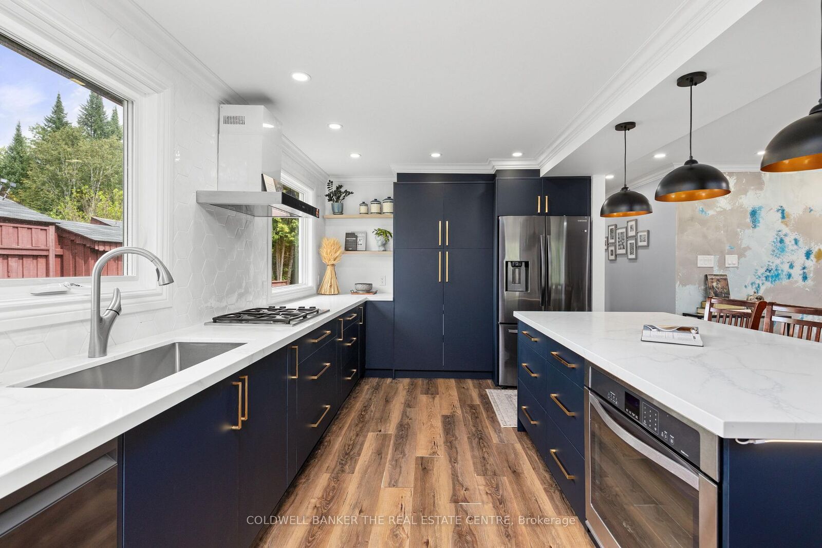 Property Photo:  3211 Cowan Avenue  ON L9S 2K2 