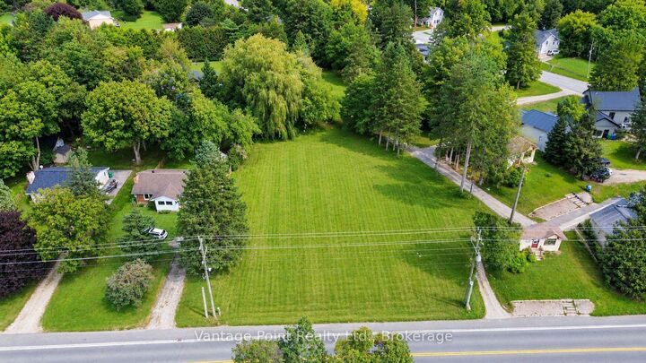 Photo de la propriété:  777009 10 Highway  ON N0H 1R0 