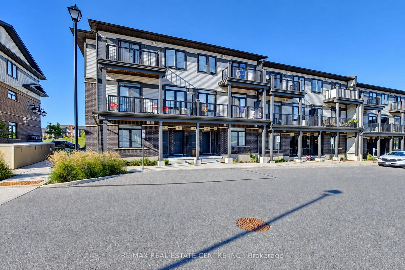 Property Photo:  74 Wheat Lane 37  ON N2R 0R6 