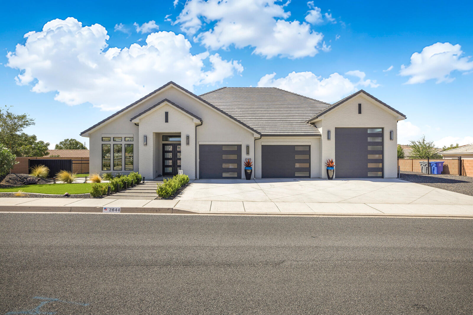Property Photo:  2644 S 3210 E  UT 84790 