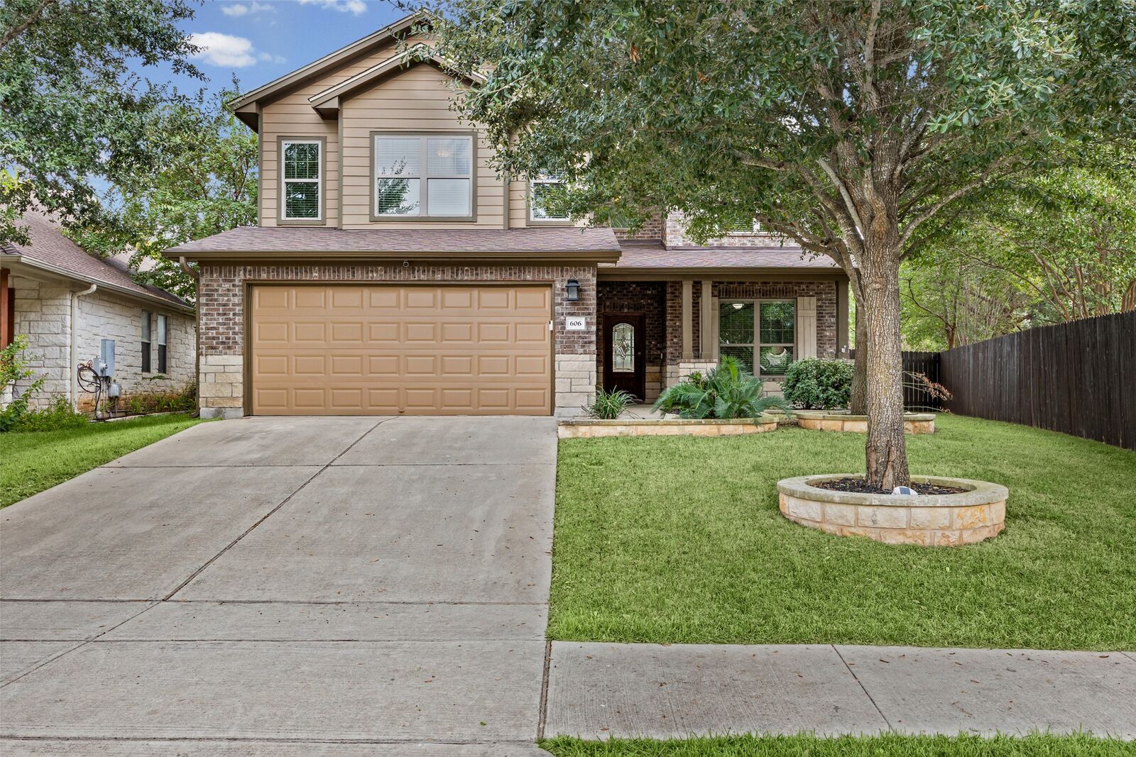 Property Photo: 606 Irvin Drive TX 78666
