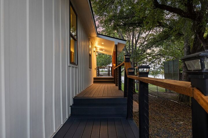 Property Photo:  912 Hill Circle West Drive  TX 78654 