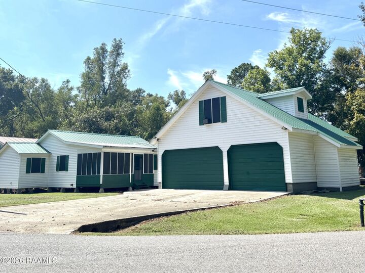 Property Photo: 1041 Vermilion Street LA 70517