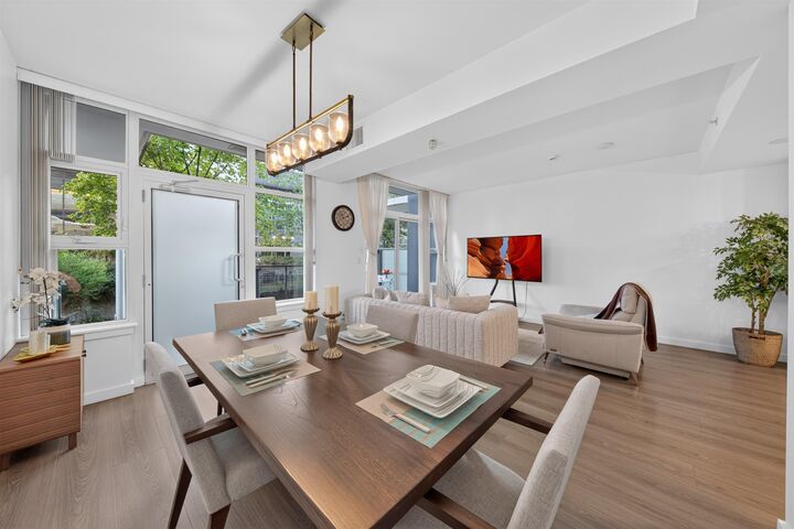 Property Photo:  8633 Capstan Way 3  BC V6X 0N5 