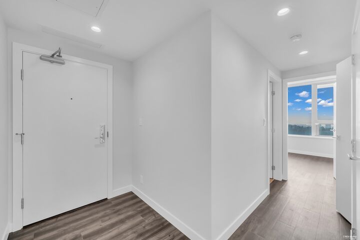 Property Photo: 567 Emerson Street 4801 BC V3J 0M8