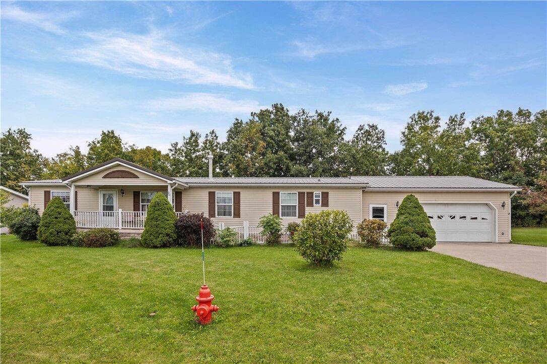 Property Photo:  26 Indian Hills Drive  NY 13165 
