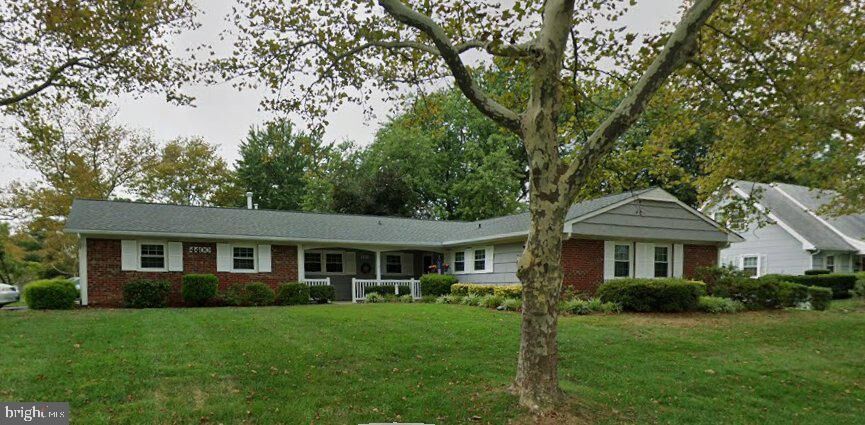 Property Photo:  4400 Orangewood Lane  MD 20715 