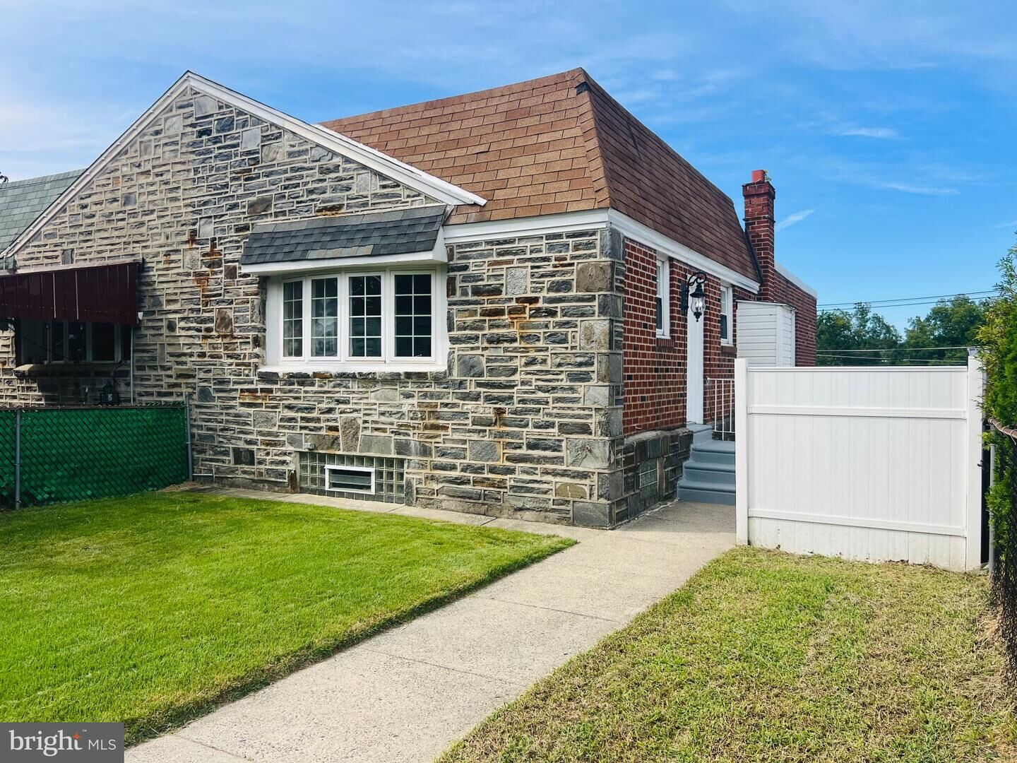 Property Photo:  9106 Wooden Bridge Road  PA 19136 