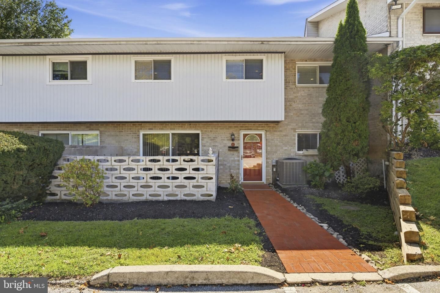 Property Photo:  1518 Manley Road A-27  PA 19382 