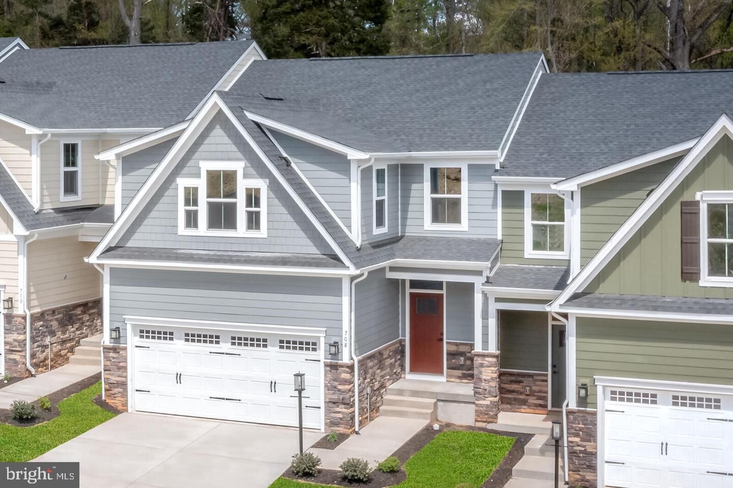 Property Photo: 728 Jack Nicklaus Circle PA 17403