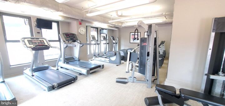Property Photo:  777 NW 7th Street NW 906  DC 20001 