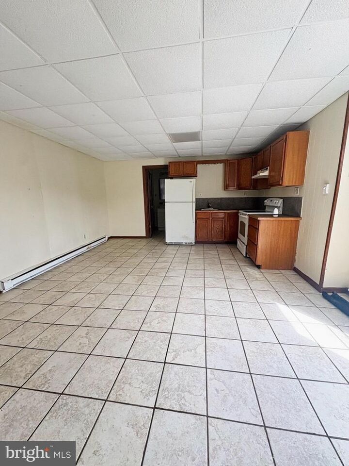 Property Photo: 4862 Dupont Parkway DE 19734