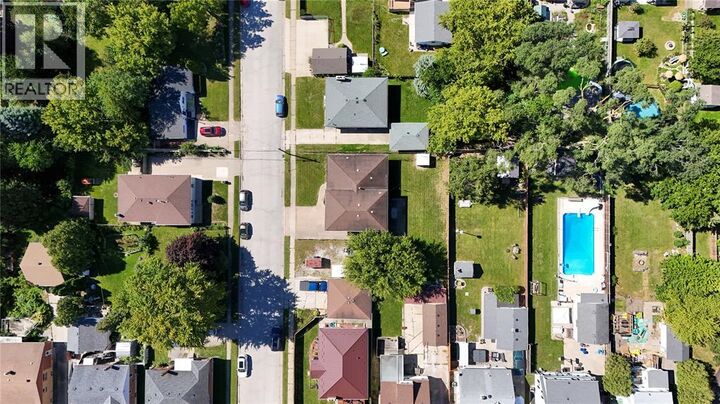 Property Photo:  820 Alexander Street  ON N7T 5H1 