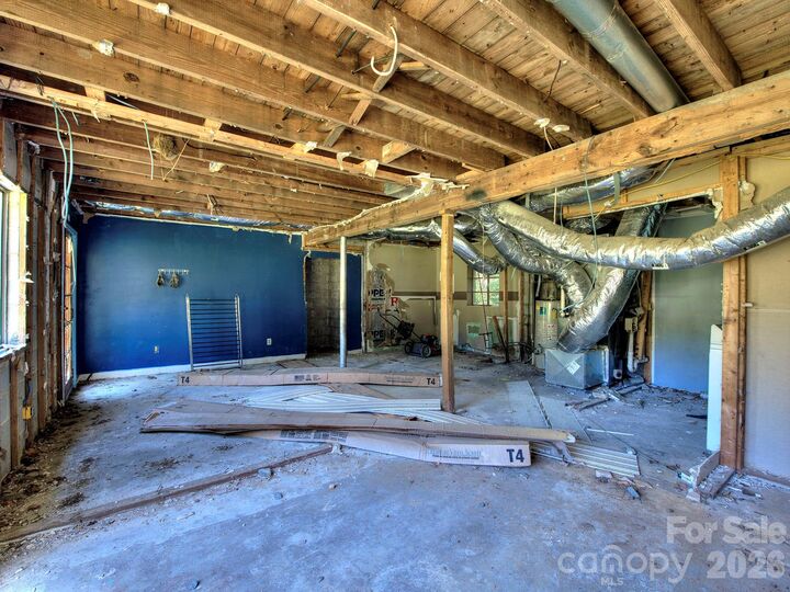 Property Photo:  213 Hahn Place SE  NC 28025 