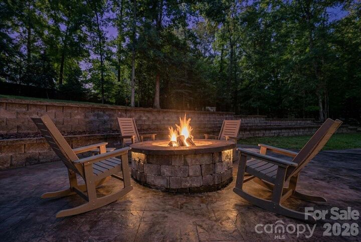 Property Photo:  330 Woodland Glen Road  SC 29710 