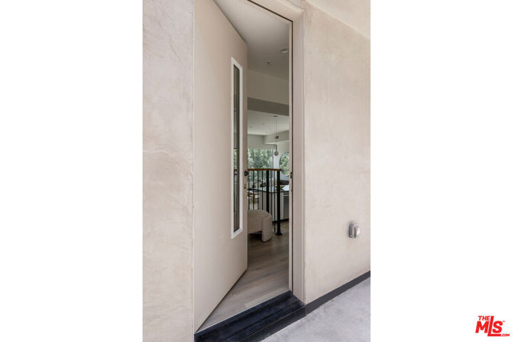 Property Photo:  170 S Avenue 58  CA 90042 