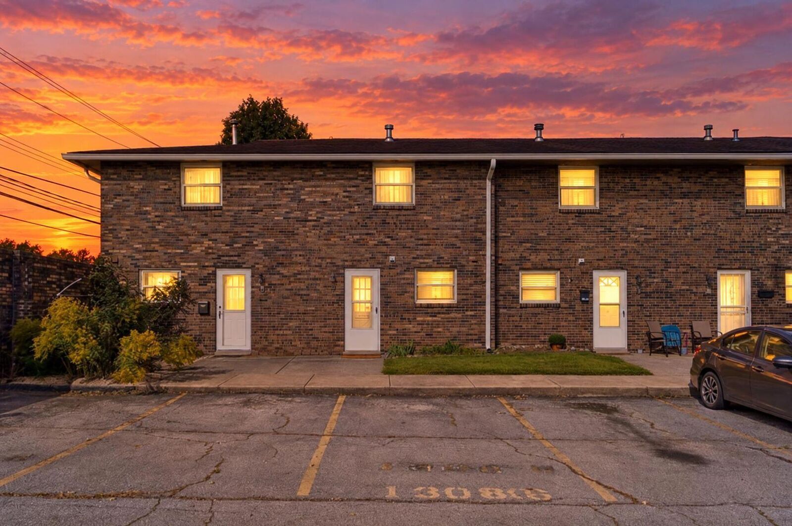 Property Photo:  1308 Woodbrook Lane  OH 43223 