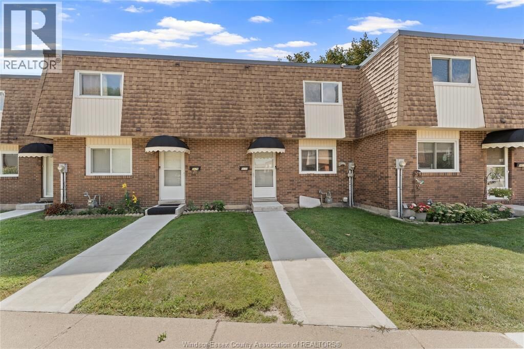 Property Photo:  5430 Lassaline  ON N8T 1A8 