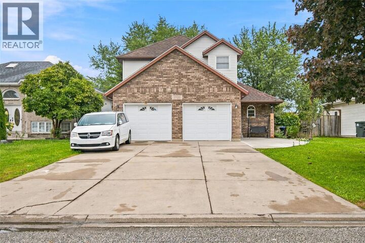 Property Photo:  2920 Strawberry Drive  ON N9K 1C1 