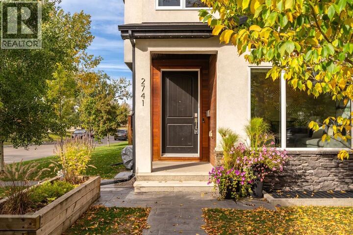 Property Photo:  2741 16A Street Southeast  AB T2G 3T3 