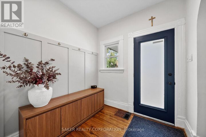Property Photo:  23 Maple Street  ON N5R 1Y8 