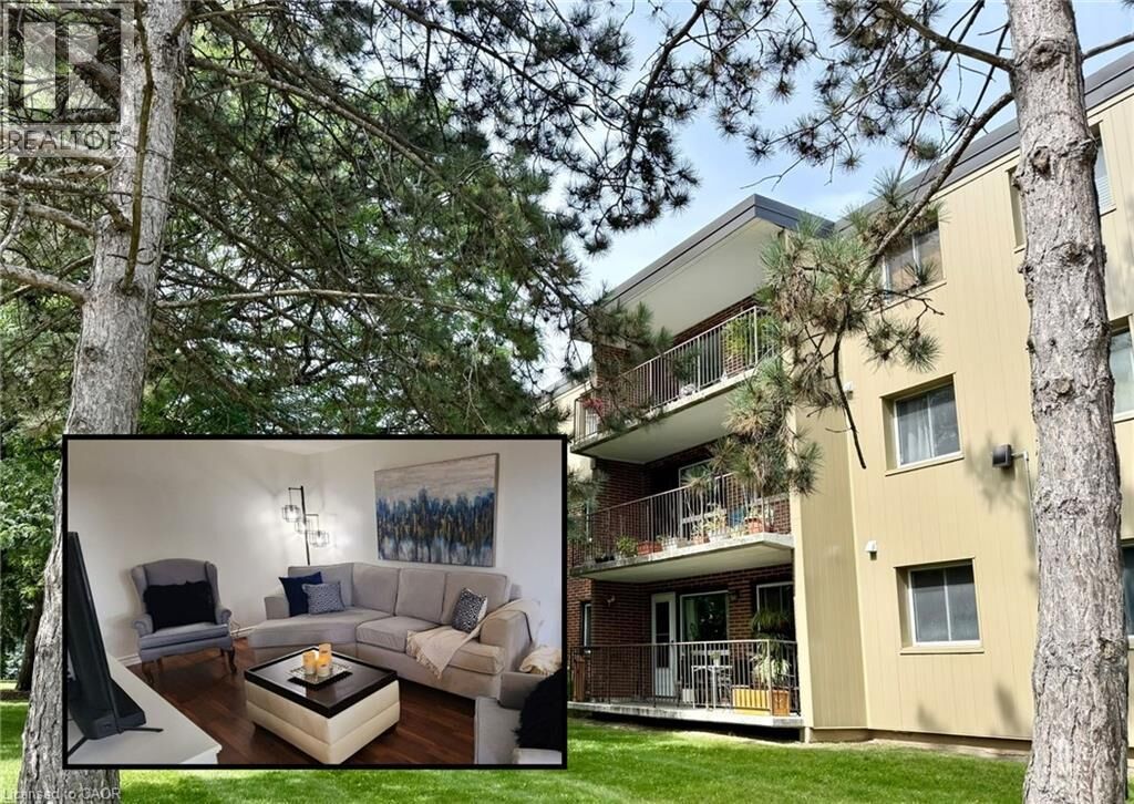 Property Photo:  30 Avalon Place 212  ON N2M 4N6 