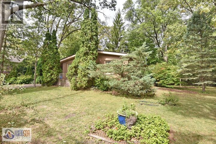 Property Photo:  1011 Laurier  ON N9J 1N2 