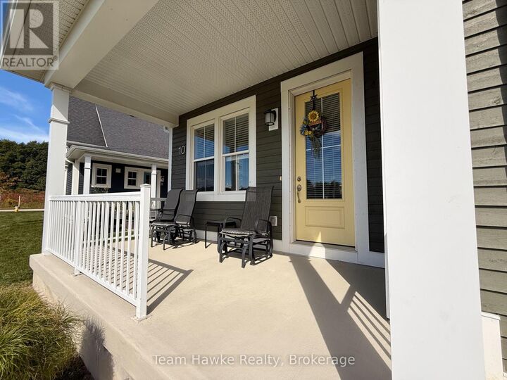 Property Photo:  10 Samantha Lane 25  ON L4R 0H4 