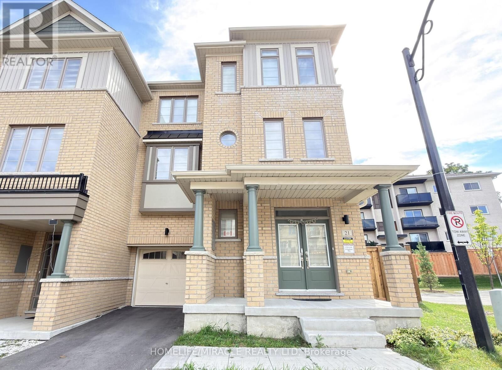 Property Photo:  21 Nautical Way  ON L1N 0N2 