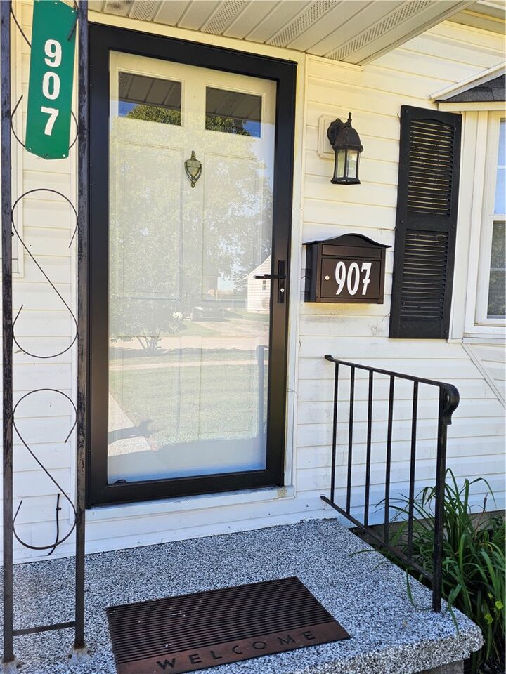 Property Photo:  907 Washington Street  OH 45320 