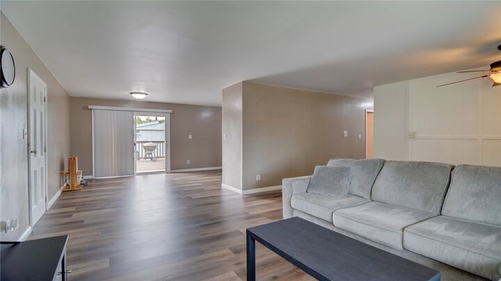 Property Photo:  3109 E Maryland Street  IL 62521 