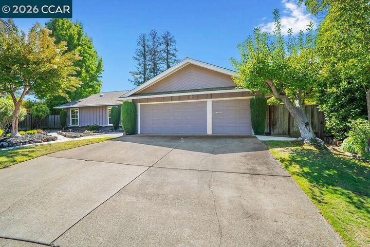 Property Photo: 777 Palomino Ct CA 94596